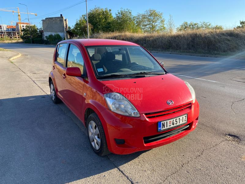 Daihatsu Sirion 