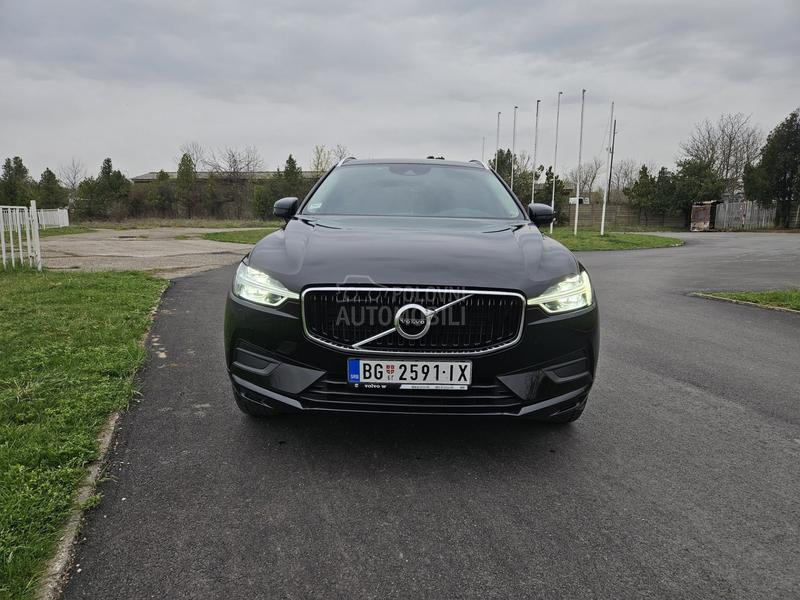 Volvo XC60 Momentum