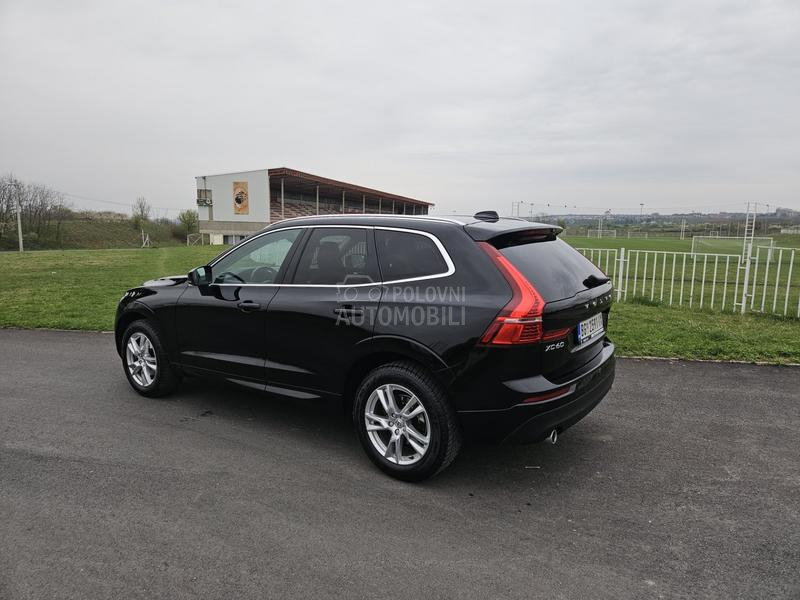Volvo XC60 Momentum