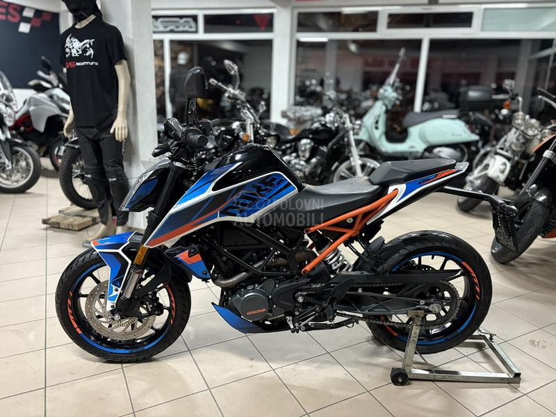 KTM Duke