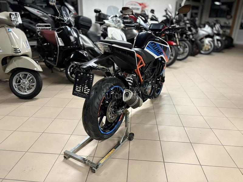 KTM Duke