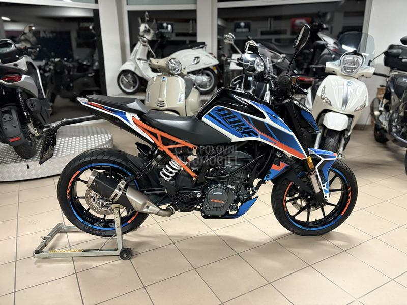 KTM Duke