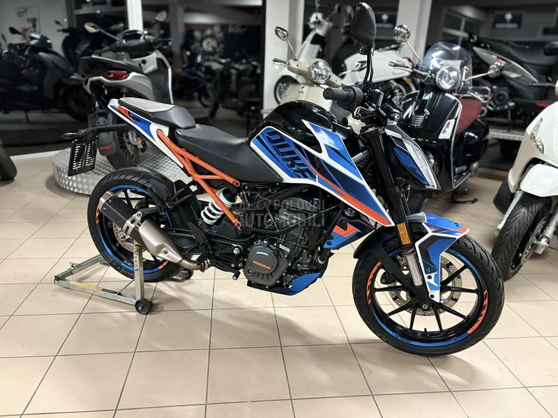 KTM Duke