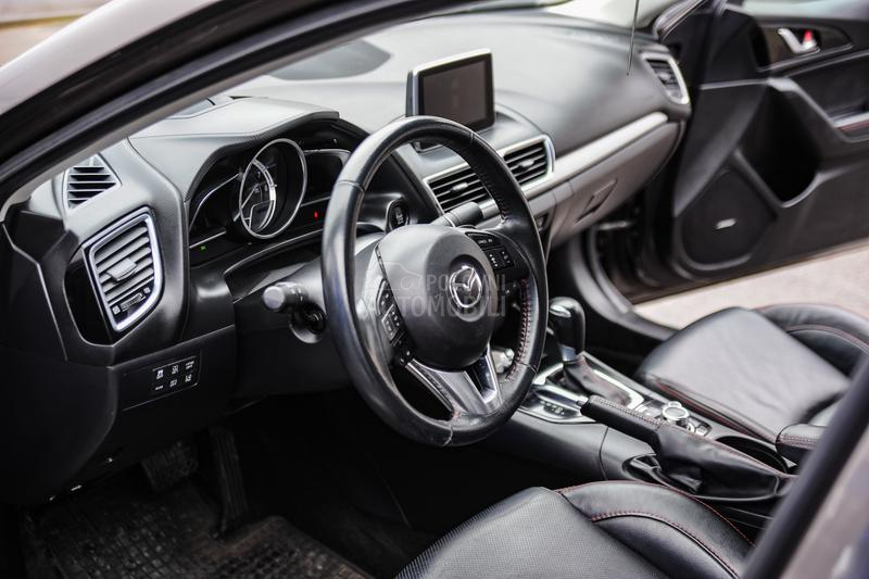 Mazda 3 2.0 Skyactiv