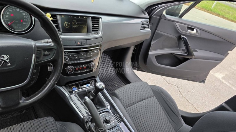 Peugeot 508 1,6eHDI NAVl/PANO
