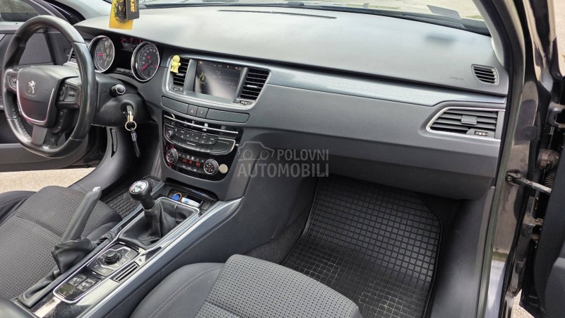 Peugeot 508 1,6eHDI NAVl/PANO