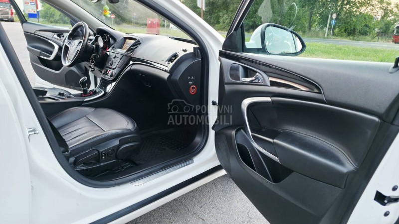 Opel Insignia 2,0Cdti Excluziv