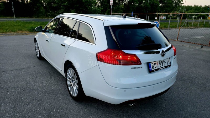 Opel Insignia 2,0Cdti Excluziv