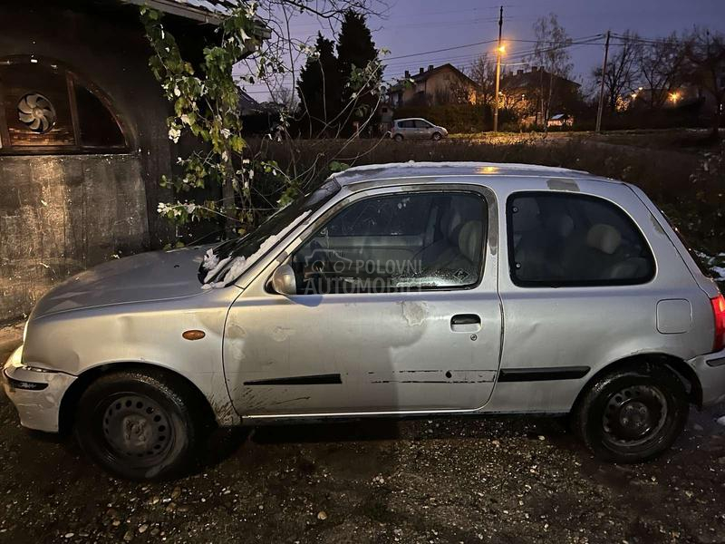 Nissan Micra 