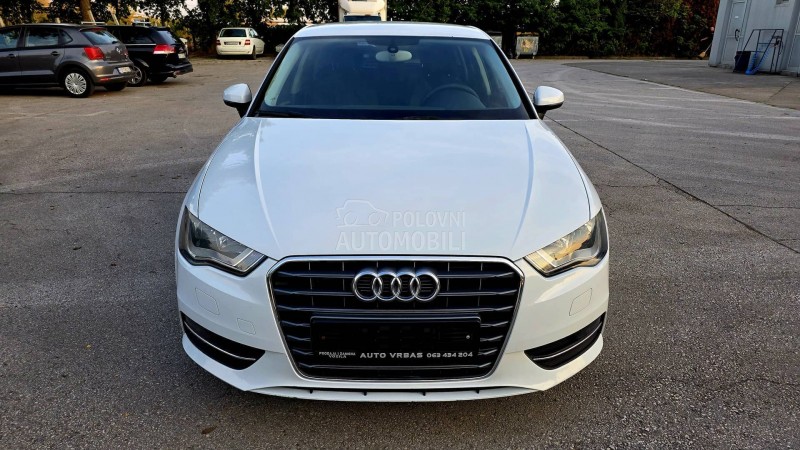 Audi A3 1,6TDI NAVl PERLA