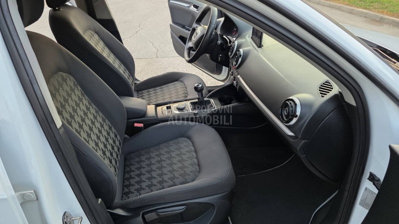 Audi A3 1,6TDI NAVl PERLA