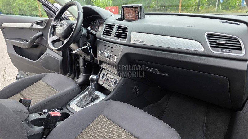 Audi Q3 S-TRON LED/NAV 4x4