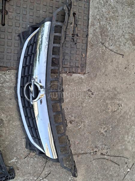 Maglenke i plastike branika