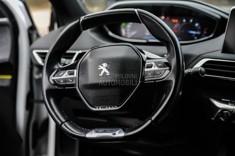 Peugeot 3008 1.5 HDI GT LINE