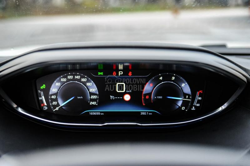 Peugeot 3008 1.5 HDI GT LINE