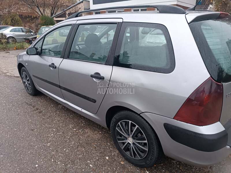 Peugeot 307 1.4 hdi  tek  r e g