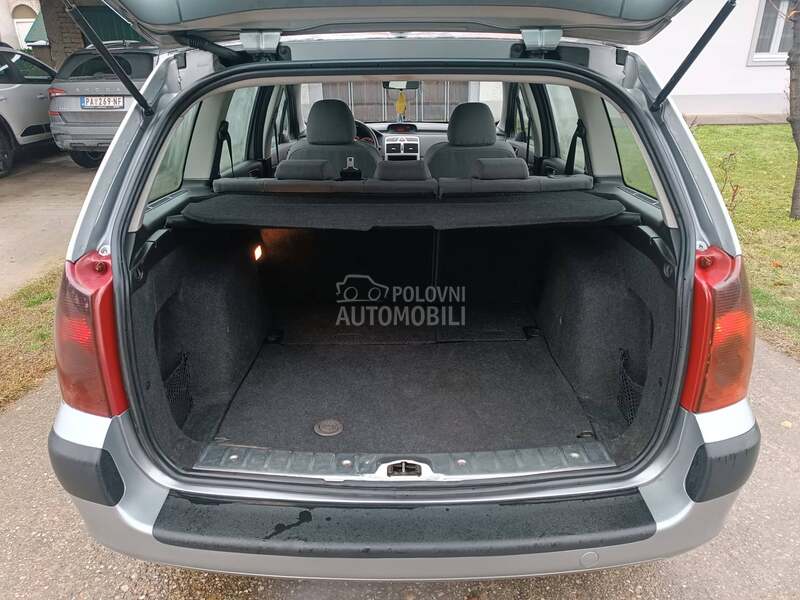 Peugeot 307 1.4 hdi  tek  r e g