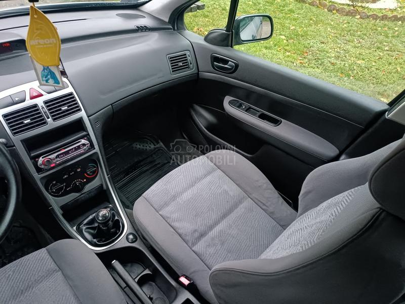 Peugeot 307 1.4 hdi  tek  r e g