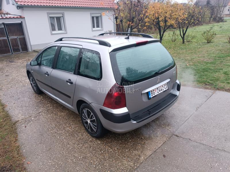 Peugeot 307 1.4 hdi  tek  r e g