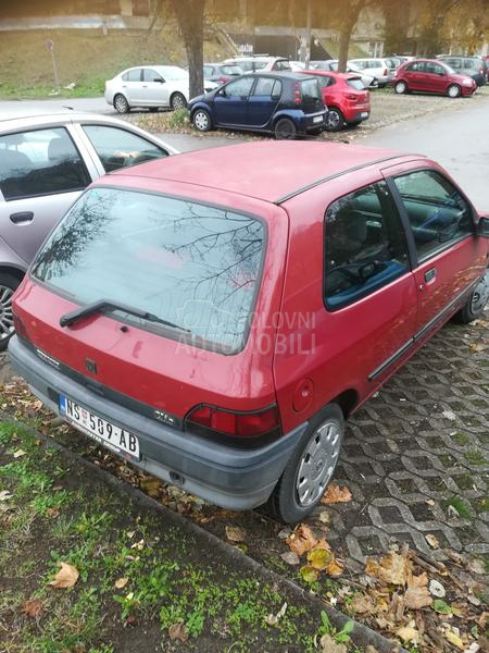 Renault Clio 