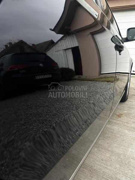 Volkswagen Passat B7 2.0 tdi dsg