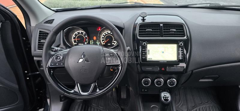 Mitsubishi ASX 1.6INSTYLE/car vert