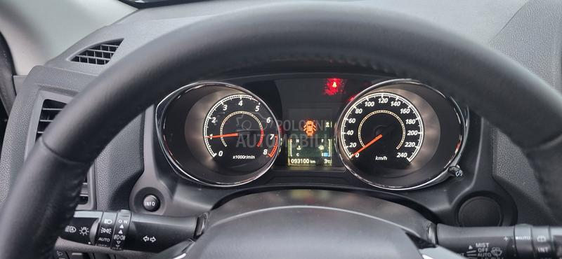 Mitsubishi ASX 1.6INSTYLE/car vert