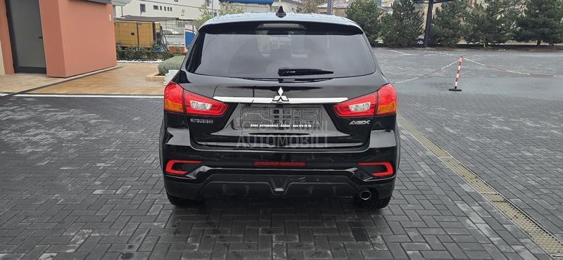 Mitsubishi ASX 1.6INSTYLE/car vert