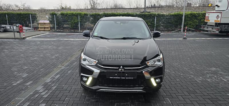 Mitsubishi ASX 1.6INSTYLE/car vert