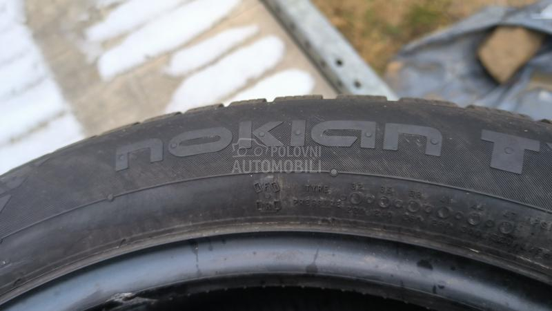 Nokian 215/50 R18 Zimska