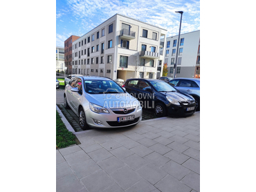 Opel Astra J 1.4T Sports Tourer