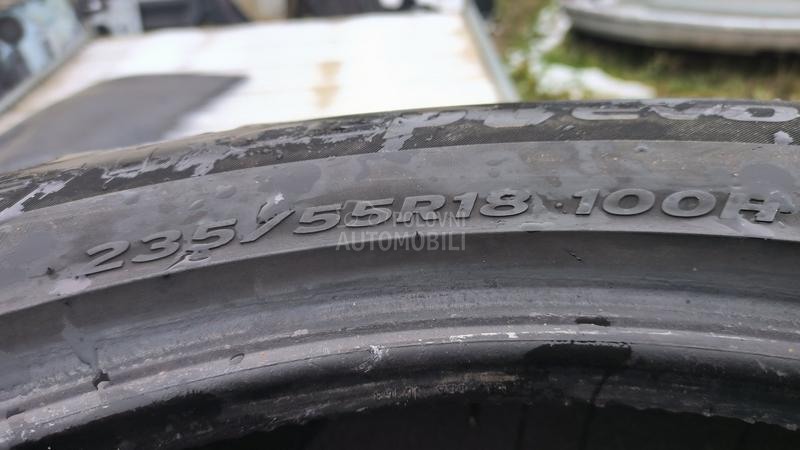 Hankook 235/55 R18 Zimska