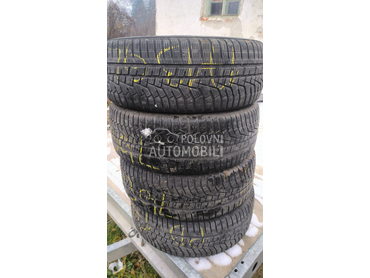 Hankook 235/55 R18 Zimska