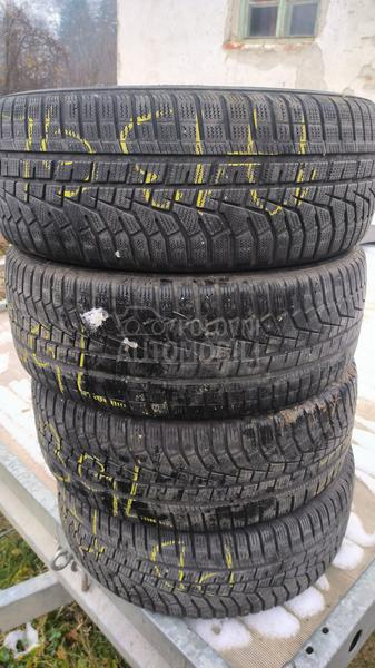 Hankook 235/55 R18 Zimska