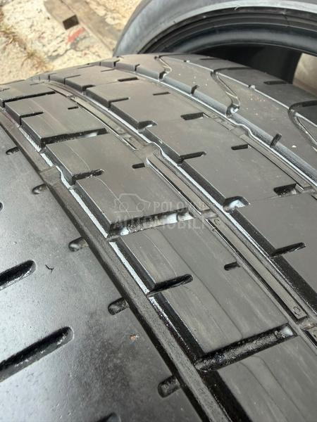 Pirelli 255/40 R21 Letnja