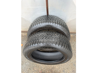 Goodyear 225/55 R17 Zimska