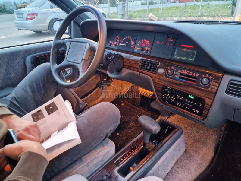 Pontiac Bonneville 3.8 NOV NOV