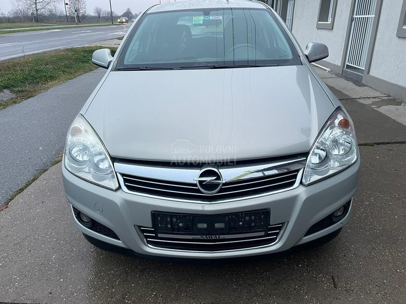 Opel Astra H 1.6 16V