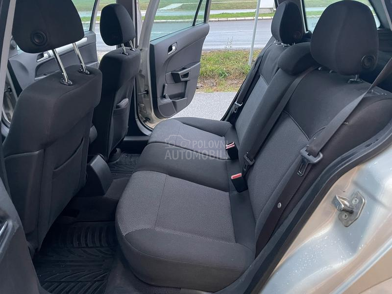 Opel Astra H 1.6 16V