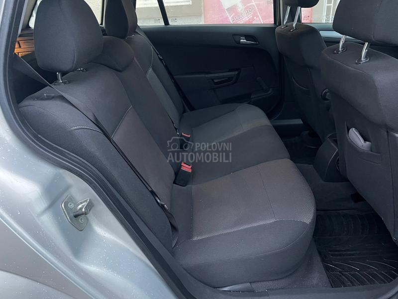 Opel Astra H 1.6 16V