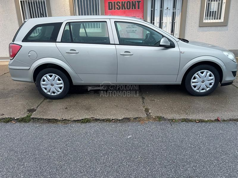Opel Astra H 1.6 16V