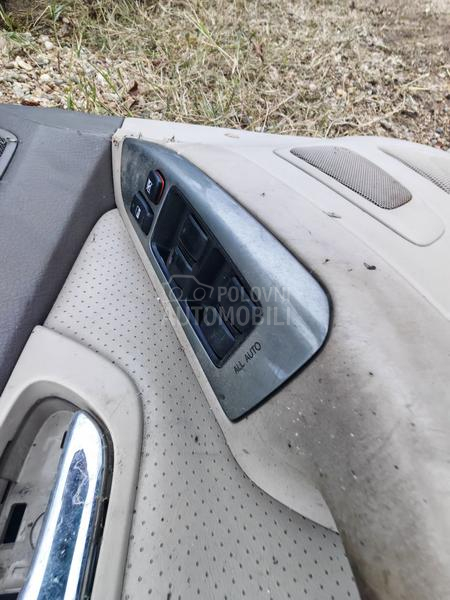 120 krem tapaciri vrata