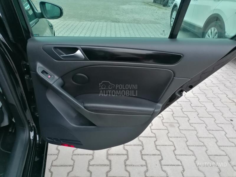 Volkswagen Golf 6 1.2B N.A.V.I. CH