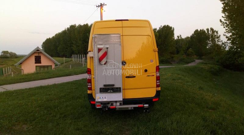 Mercedes Benz Sprinter 