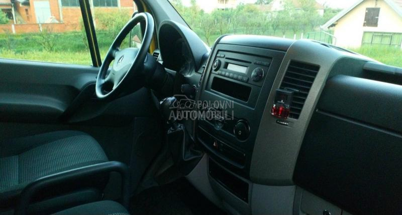 Mercedes Benz Sprinter 