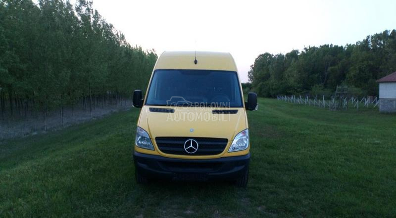 Mercedes Benz Sprinter 