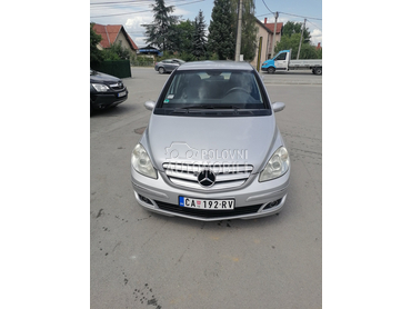 Mercedes Benz B 180 
