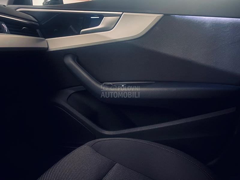 Audi A4 2.0 Advance S-tronic
