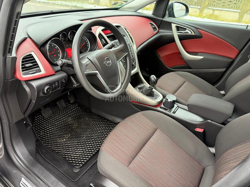 Opel Astra J 1.6 16v T.O.P 90000