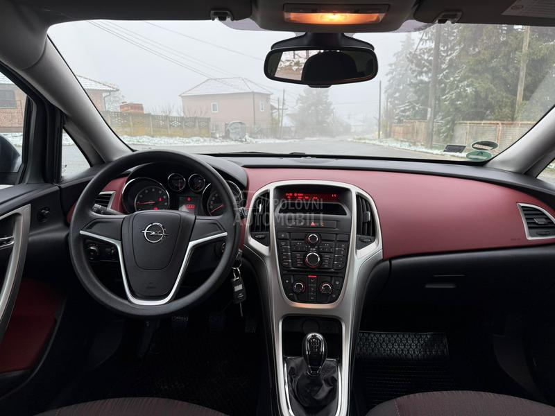 Opel Astra J 1.6 16v T.O.P 90000